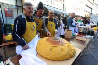 Rijeka: Riječki kuhari kuhaju za Melitu Maslak Rijeka: Riječki kuhari kuhaju za Melitu Maslak