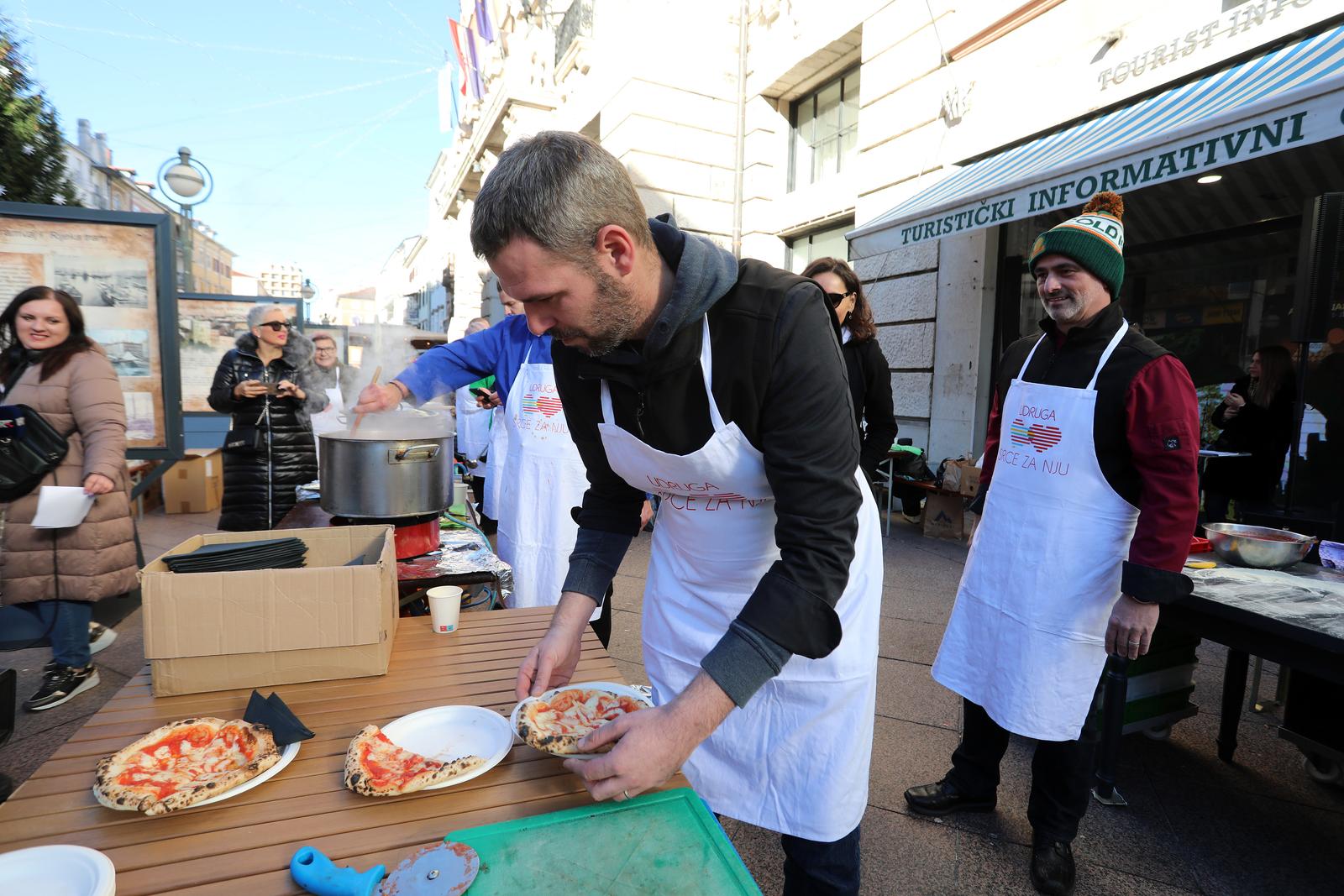 Rijeka: Riječki kuhari kuhaju za Melitu Maslak Rijeka: Riječki kuhari kuhaju za Melitu Maslak