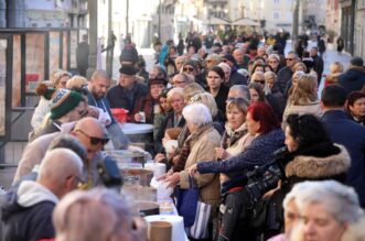 Rijeka: Riječki kuhari kuhaju za Melitu Maslak Rijeka: Riječki kuhari kuhaju za Melitu Maslak