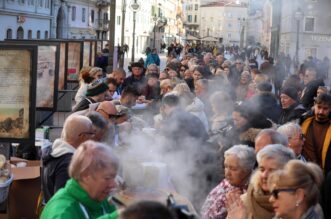 Rijeka: Rije?ki kuhari kuhaju za Melitu Maslak Rijeka: Rije?ki kuhari kuhaju za Melitu Maslak