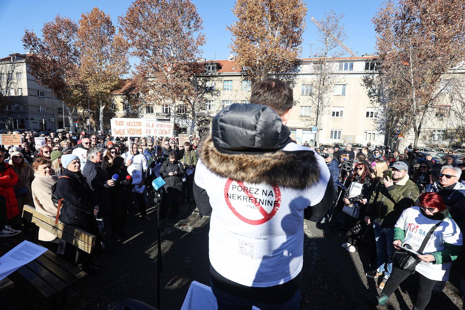 Zagreb: Prosvjed inicijative “Spasimo male obiteljske iznajmljivače”