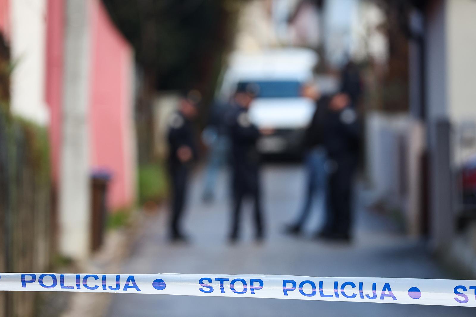 Zagreb: Na Črnomercu pronađeno tijelo žene, policijski očevid u tijeku Zagreb: Na Črnomercu pronađeno tijelo žene, policijski očevid u tijeku