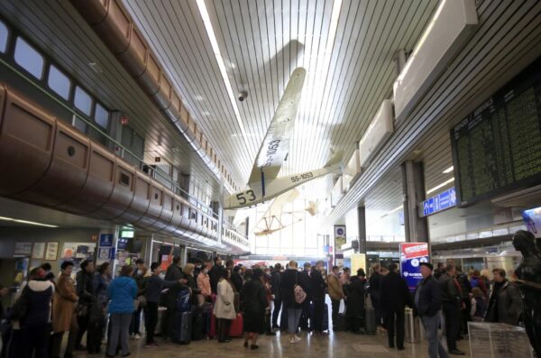 Zračna luka u Ljubljani zatvorena za sav putnički promet