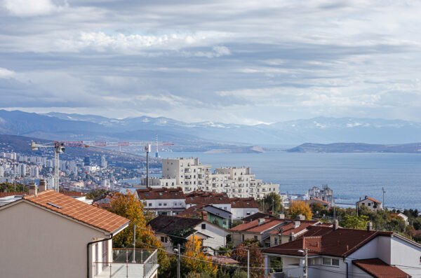 Rijeka ilustrativna panorama-103