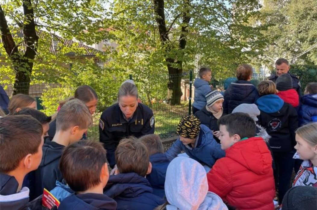 Škola 2 Škola 2