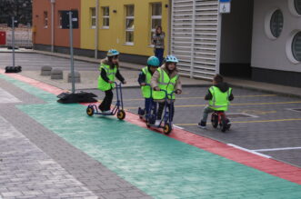 PROMETNI POLIGON (5)