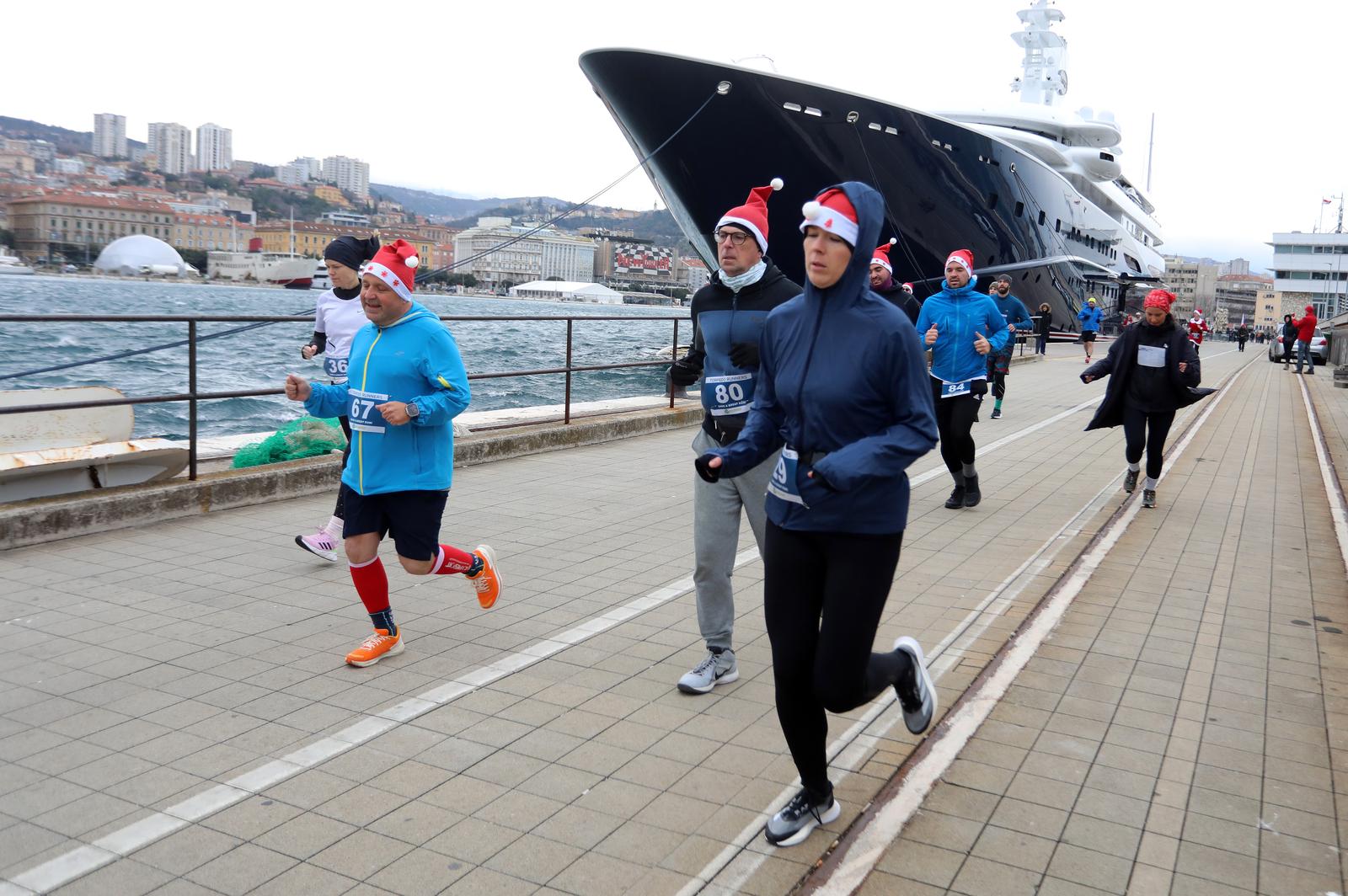 Rijeka: HoHoHo Run 2024 utrka odrana je na Mololongu Rijeka: HoHoHo Run 2024 utrka odrana je na Mololongu