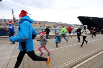 Rijeka: HoHoHo Run 2024 utrka odrana je na Mololongu Rijeka: HoHoHo Run 2024 utrka odrana je na Mololongu