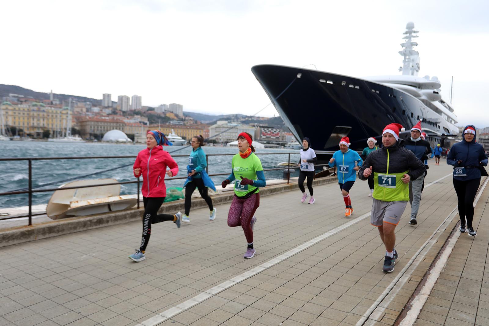 Rijeka: HoHoHo Run 2024 utrka odrana je na Mololongu Rijeka: HoHoHo Run 2024 utrka odrana je na Mololongu