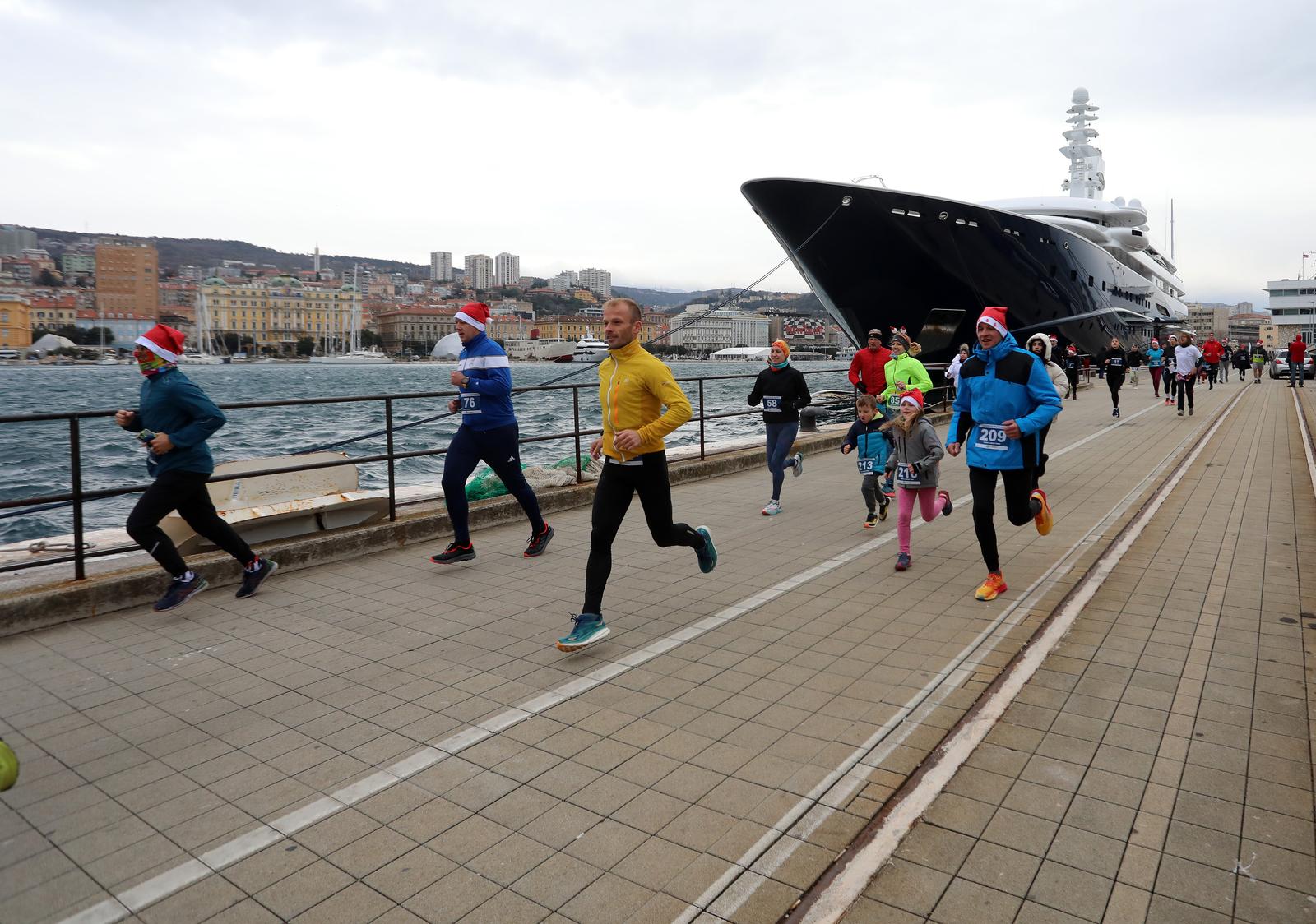 Rijeka: HoHoHo Run 2024 utrka odrana je na Mololongu Rijeka: HoHoHo Run 2024 utrka odrana je na Mololongu