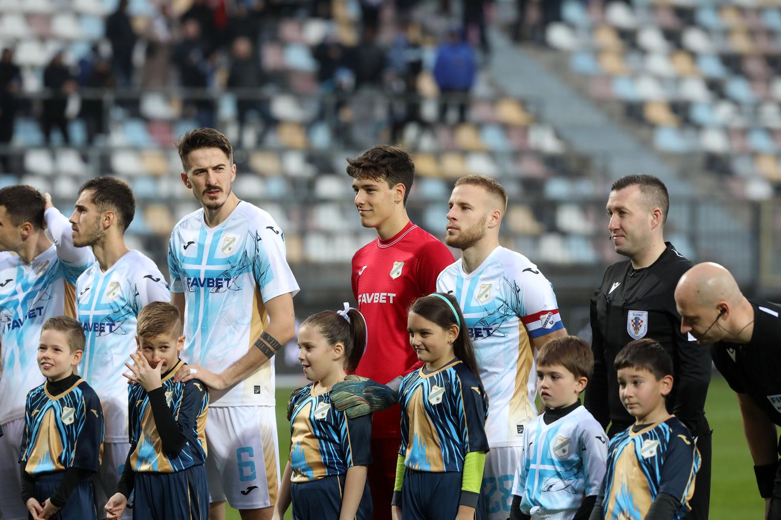Rijeka: HNK Rijeka i NK Slaven Belupo sastali se u 18. kolu SuperSport HNL-a Rijeka: HNK Rijeka i NK Slaven Belupo sastali se u 18. kolu SuperSport HNL-a