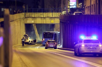 Zagreb: Pet osoba ozlijeđeno u sudaru osobnog automobila i autobusa u Selskoj ulici Zagreb: Pet osoba ozlijeđeno u sudaru osobnog automobila i autobusa u Selskoj ulici