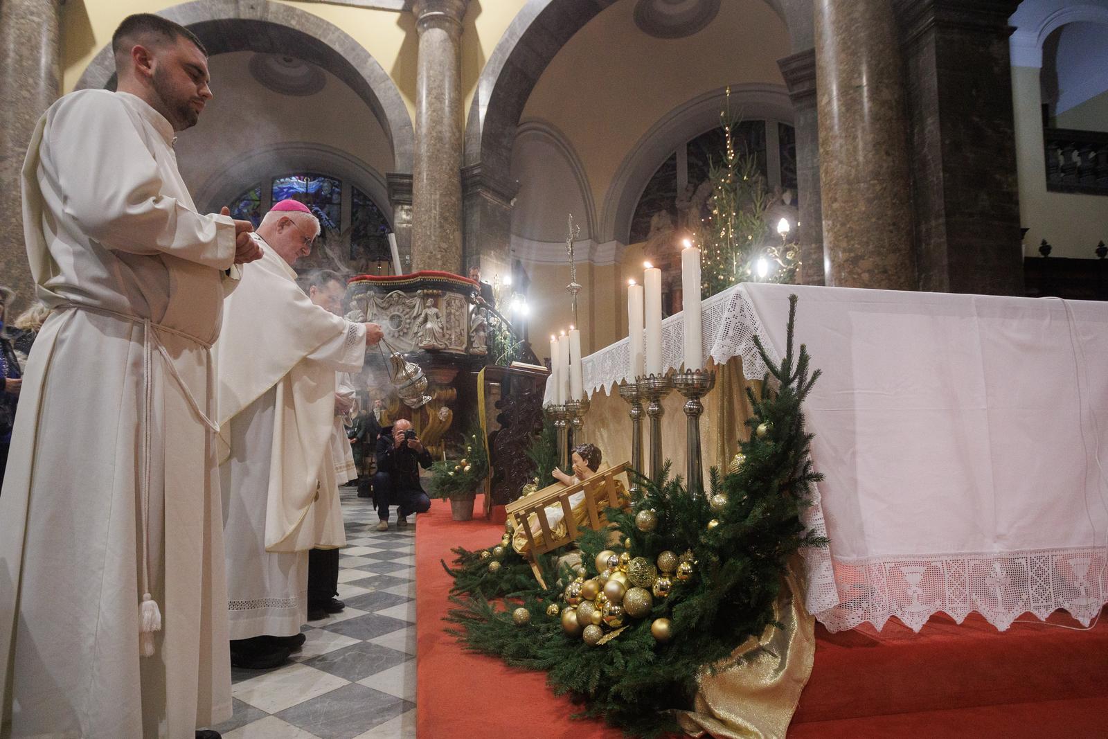 Polnoćka u Rijeci Polnoćka u Rijeci