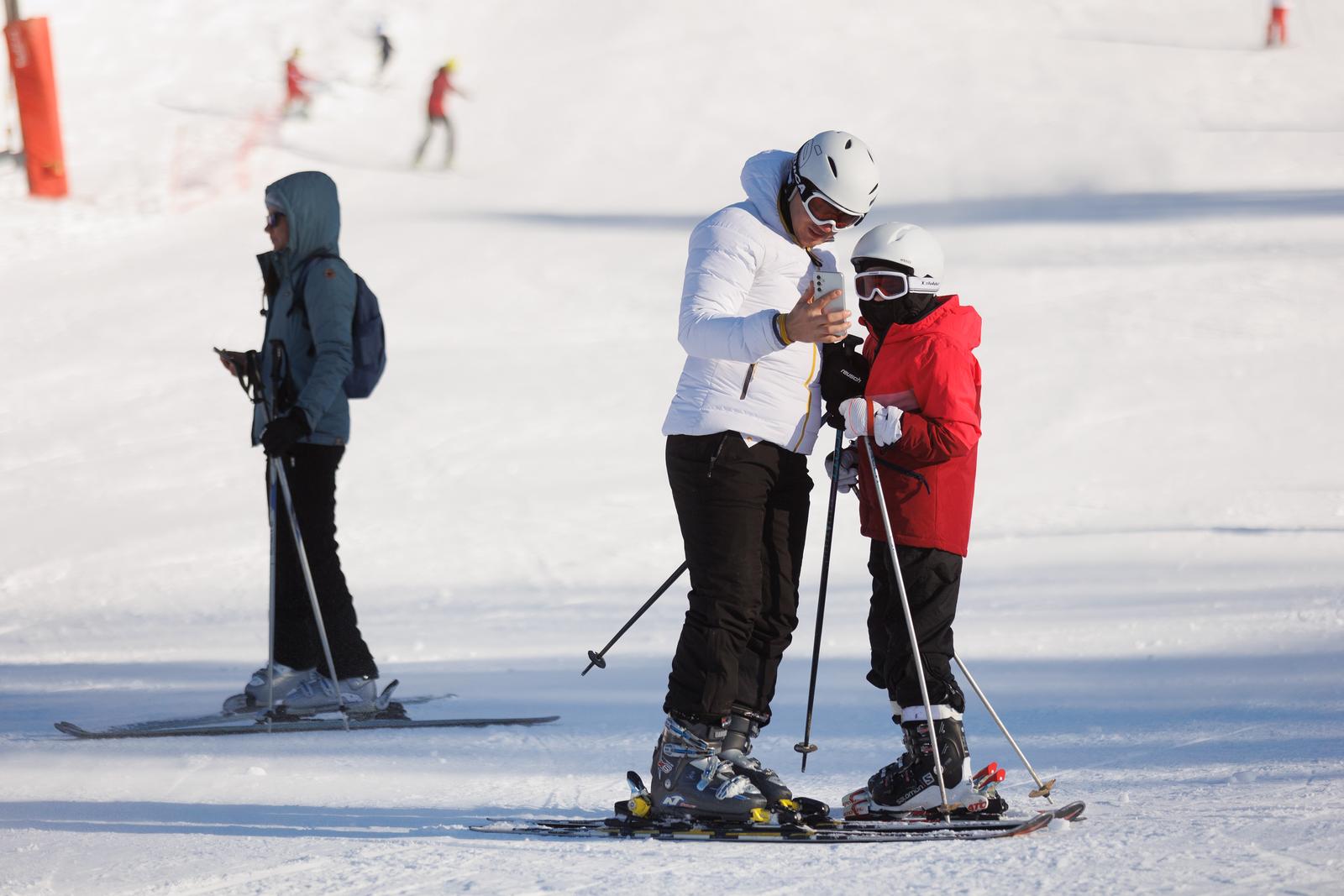 Otvorena sezona skijanja, sanjkanja i bordanja na Platku Otvorena sezona skijanja, sanjkanja i bordanja na Platku