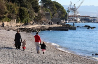 Rijeka: Gra?ani u etnji na plai Kantrida Rijeka: Gra?ani u etnji na plai Kantrida