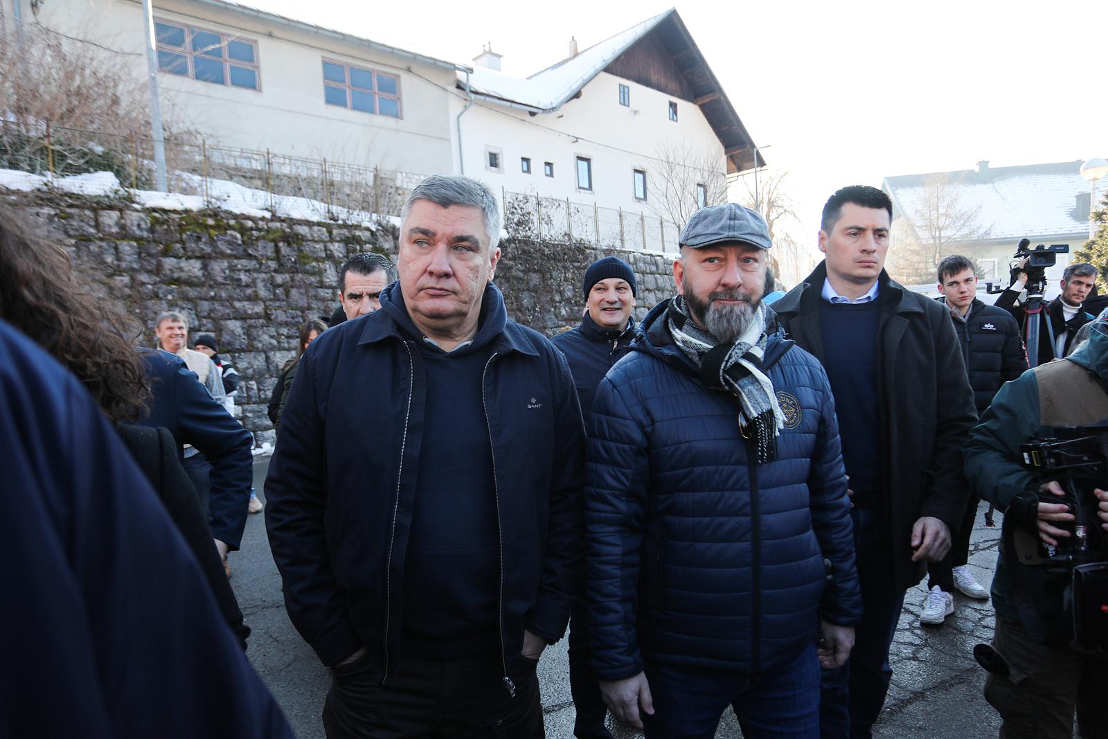 Predsjednik Zoran Milanović na tradicionalnom dočeku Nove godine u podne u Fužinama Predsjednik Zoran Milanović na tradicionalnom dočeku Nove godine u podne u Fužinama