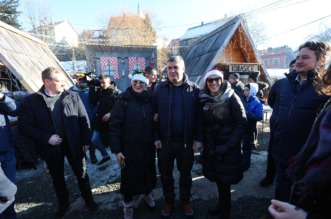 Predsjednik Zoran Milanović na tradicionalnom dočeku Nove godine u podne u Fužinama Predsjednik Zoran Milanović na tradicionalnom dočeku Nove godine u podne u Fužinama