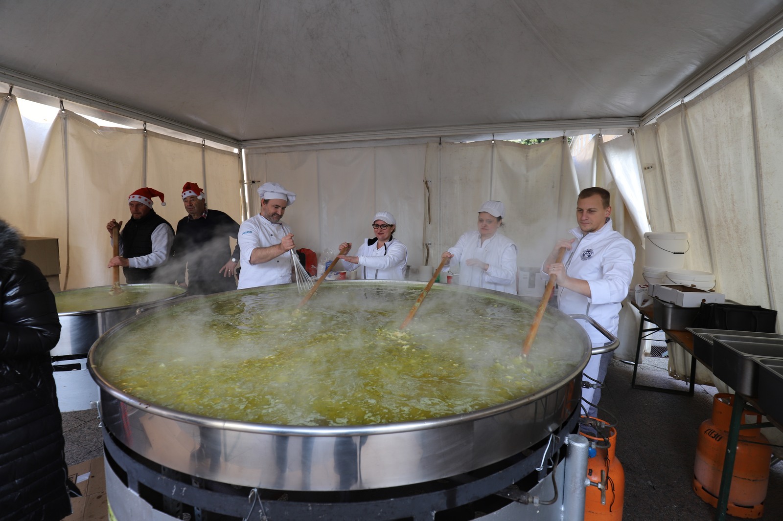 Tradicionalna-Gastrofešta-na-Badnjak-4 Tradicionalna-Gastrofešta-na-Badnjak-4