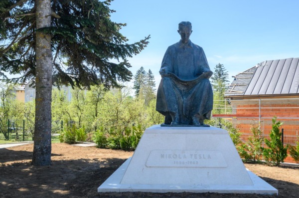 Na dananji dan 1943. godine umro je veliki Nikola Tesla