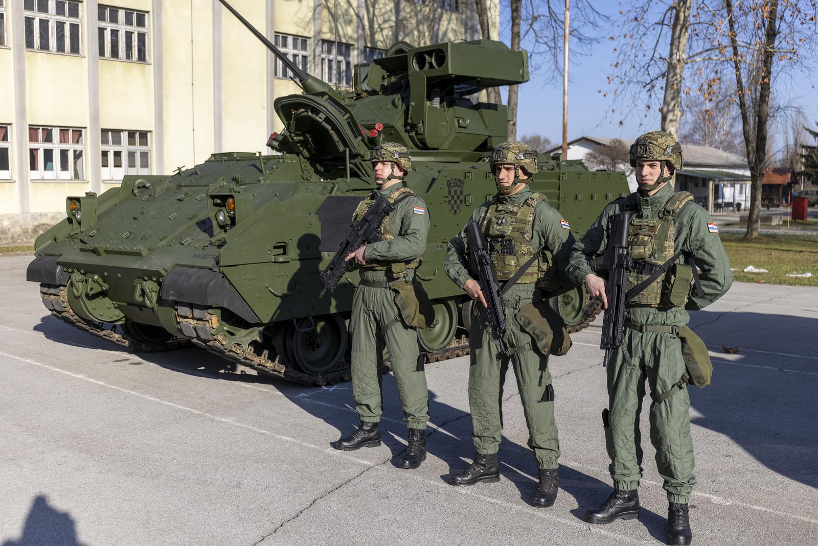 Našice: Svečana primopredaja prvih borbenih vozila Bradley Našice: Svečana primopredaja prvih borbenih vozila Bradley