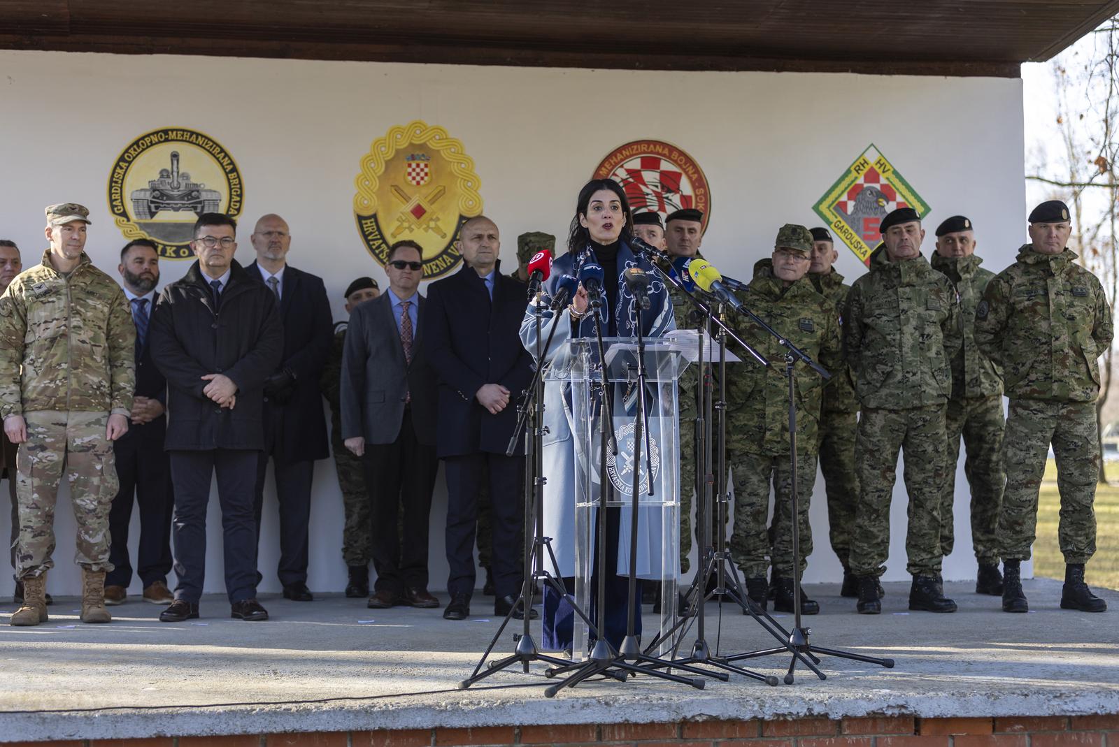 Našice: Svečana primopredaja prvih borbenih vozila Bradley Našice: Svečana primopredaja prvih borbenih vozila Bradley