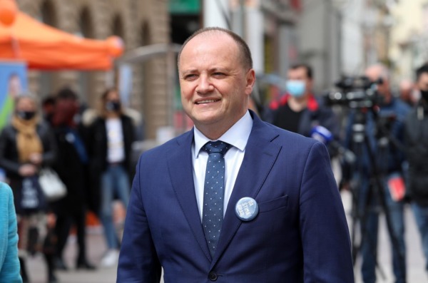 Rijeka: Kandidat za gradonačelnika Davor Štimac predstavio svoje zamjenike
