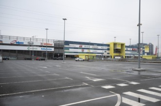 Zagreb: Parkirališta trgovačkih centara na dan bojkota trgovina Zagreb: Parkirališta trgovačkih centara na dan bojkota trgovina
