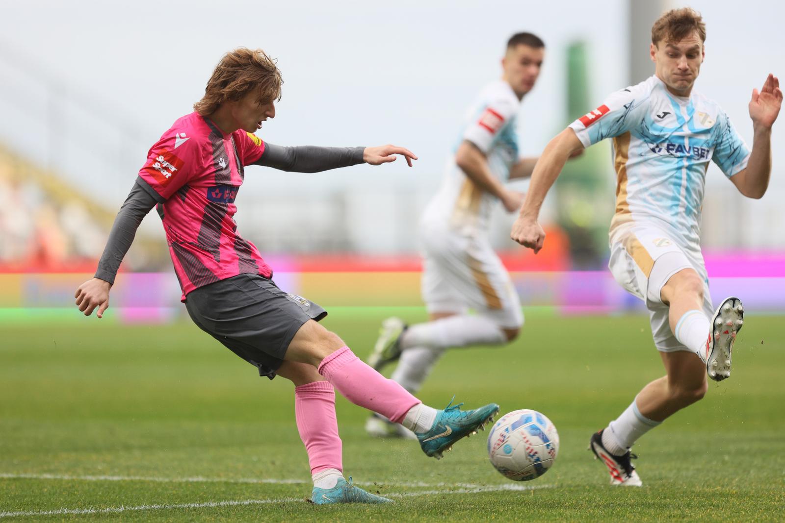 Rijeka i Lokomotiva sastali se u 19. kolu SuperSport HNL-a Rijeka i Lokomotiva sastali se u 19. kolu SuperSport HNL-a