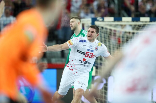 Zagreb: Slavlje rukometaša Hrvatske nakon pobjede nad Mađarskom i prolaska u polufinale Svjetskog prvenstva