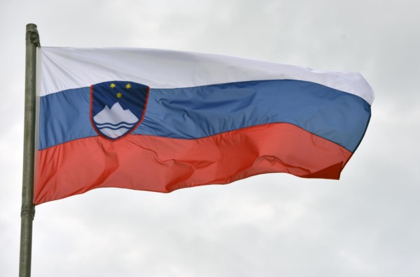 ibenik: Zastava Republike Slovenije