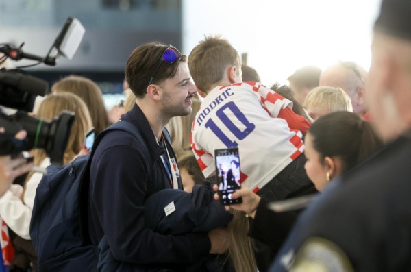 Zagreb: Rukometaši sletjeli u zračnu luku nakon osvojenog srebra na Svjetskom prvenstvu