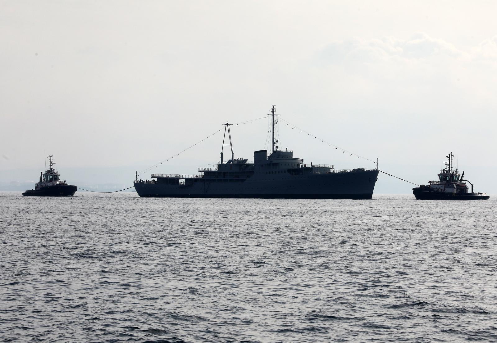 Rijeka: Brod Galeb dotegljen je u rije?ku luku