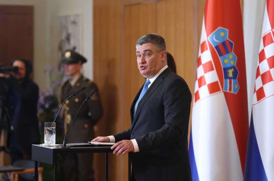POOL: Milanovi? sve?ano prisegnuo za predsjednika Republike Hrvatske POOL: Milanovi? sve?ano prisegnuo za predsjednika Republike Hrvatske