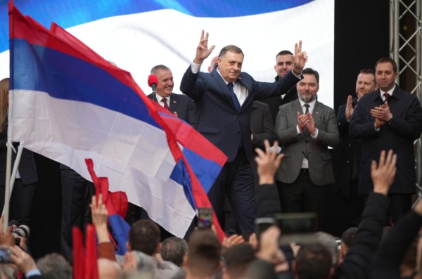 Banja Luka: Podrška predsjedniku Miloradu Dodiku uoči izricanja presude pred Sudom BiH