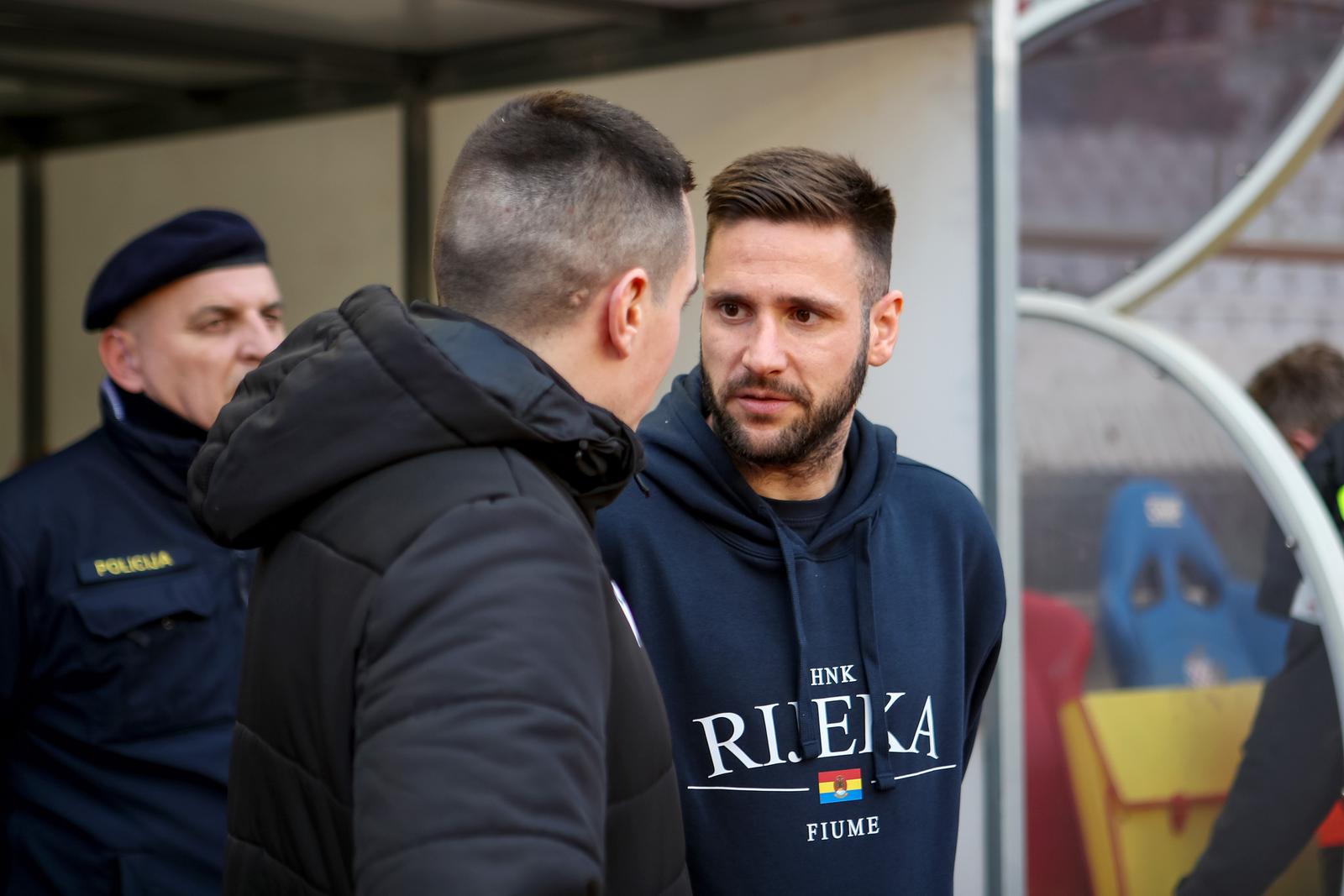 Split: Hajduk i Rijeka sastali se u četvrtfinalu Hrvatskog nogometnog kupa Split: Hajduk i Rijeka sastali se u četvrtfinalu Hrvatskog nogometnog kupa