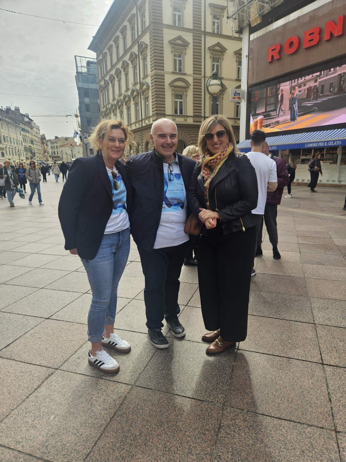 12 (1)