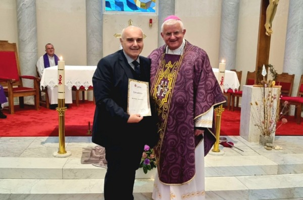 Caritas Riječke nadbiskupije dodijelio zahvalnice (1) (1)
