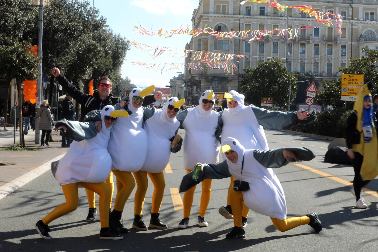 Rijeka: Povorka makara na Rije?kom karnevalu