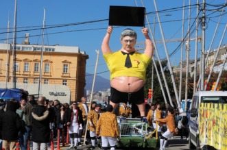 Rijeka: Povorka makara na Rije?kom karnevalu