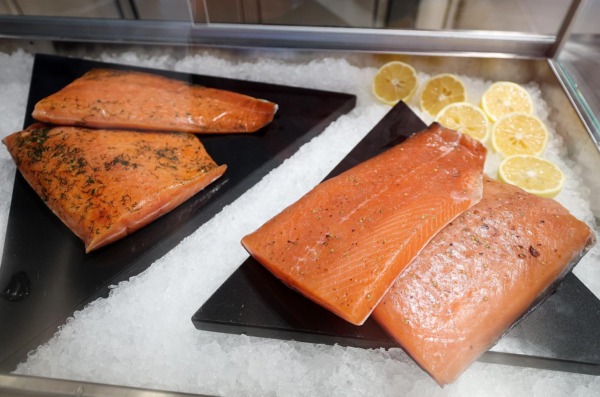 Zagreb: Restoran Official Salmon Deli