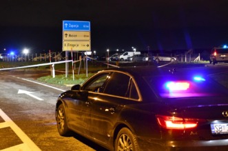 Slavonski Brod: U teškoj prometnoj nesreći smrtno stradale dvije osobe