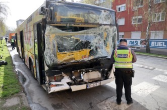 Sudarila se dva autobusa u Osijeku, ozlijeđeno najmanje 15 ljudi
