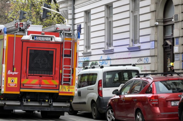 Zagreb: Požar u zgradi u Đorđićevoj ulici, vatrogasci pronašli izgoreno tijelo