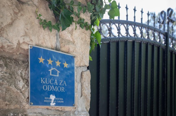 Novim porezom na nekretnine bit će obuhvaćene kuće i stanovi za iznajmljivanje