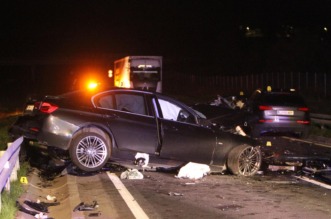 U prometnoj nesreći na Turanjskoj obilaznici smrtno stradali Nikola Pokrivač i još jedna osoba U prometnoj nesreći na Turanjskoj obilaznici smrtno stradali Nikola Pokrivač i još jedna osoba