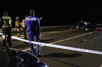 U prometnoj nesreći na Turanjskoj obilaznici smrtno stradali Nikola Pokrivač i još jedna osoba U prometnoj nesreći na Turanjskoj obilaznici smrtno stradali Nikola Pokrivač i još jedna osoba