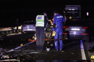 U prometnoj nesreći na Turanjskoj obilaznici smrtno stradali Nikola Pokrivač i još jedna osoba U prometnoj nesreći na Turanjskoj obilaznici smrtno stradali Nikola Pokrivač i još jedna osoba