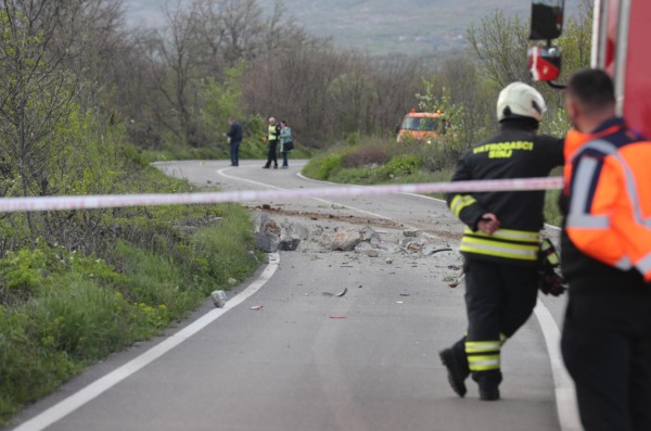Bitelić: Jedna osoba smrtno stradala u izlijetanju vozila s cesta Bitelić: Jedna osoba smrtno stradala u izlijetanju vozila s cesta