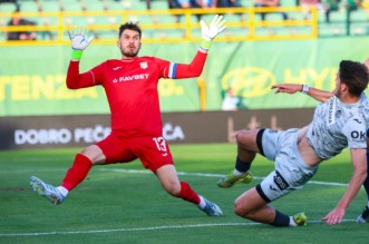 Istra 1961 i Rijeka sastali se u 30. kolu SuperSport HNL-a Istra 1961 i Rijeka sastali se u 30. kolu SuperSport HNL-a