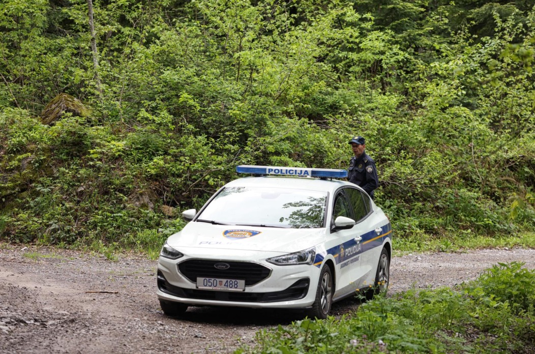 Modruš: Cesta prema Maloj Kapeli gdje je pao sportski avion Modruš: Cesta prema Maloj Kapeli gdje je pao sportski avion